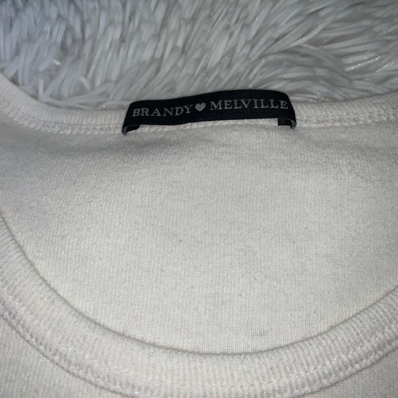 brandy melville peony top - Picture 4 of 4